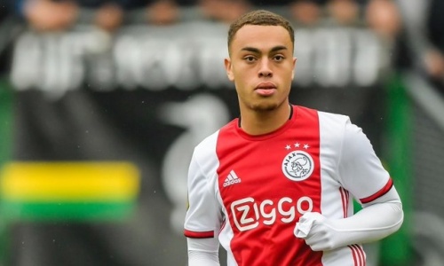 Serginho Dest entre le Barça et le Bayern