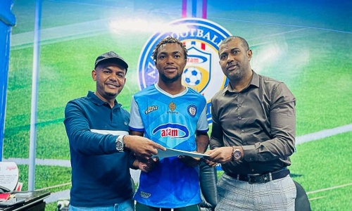 Mercato : le maitre à jouer de l’ES Bafing atterrit en Tanzanie