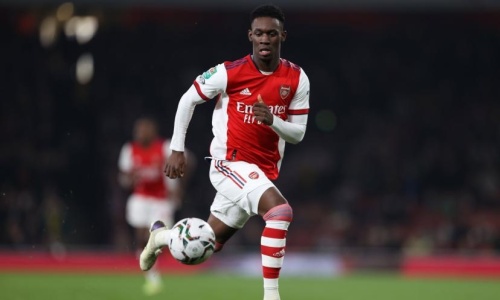 Mercato :  le Stade de Reims a trouvé le successeur d’Hugo Ekitike