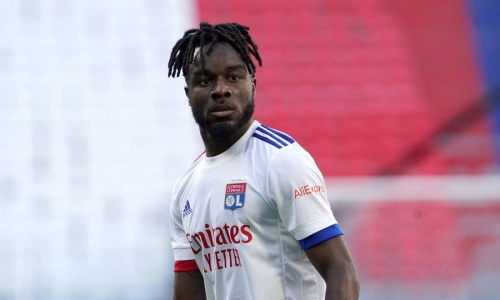 Mercato : Lyon a accepté l’offre de Burnley pour Cornet