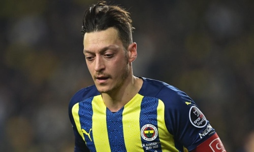 Mercato : Özil quitte Fenerbahçe pour un autre club Turc