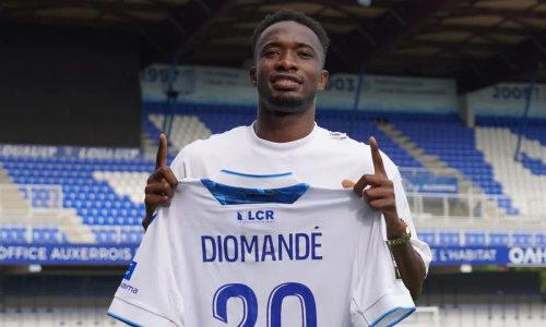 Mercato : Sinaly Diomandé quitte l’OL mais reste en Ligue 1