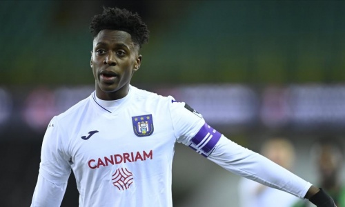 Mercato : Un club de Premier League fait une première offre pour Albert Lokonga