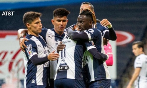 Mexique : Aké Loba fait gagner son club