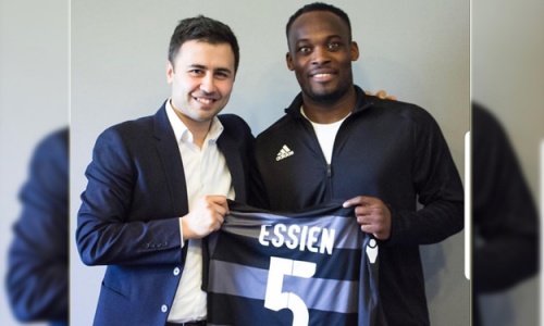 Michael Essien (36 ans) reprend du service en Azerbaïdjan