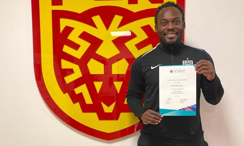 Michael Essien décroche un nouveau diplôme