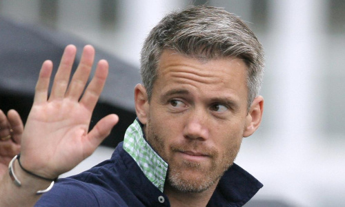 Mickaël Landreau retrouve un banc