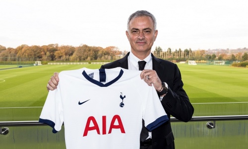 Premier League : Mourinho nommé entraîneur de Tottenham