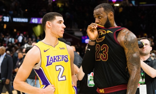 NBA : LeBron James aux Lakers pour 154 millions de dollars sur quatre saisons