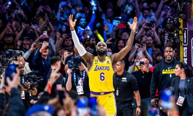 NBA : LeBron James détrône Kareem Abdul-Jabbar