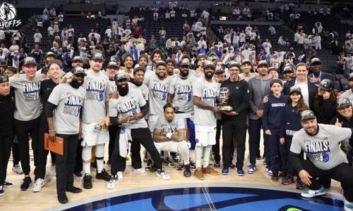 NBA : les Mavericks Dallas rejoignent les Celtics de Boston en finale