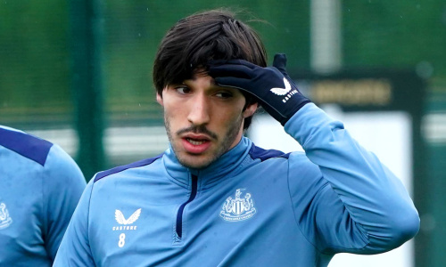 Newcastle confirme la suspension de Sandro Tonali