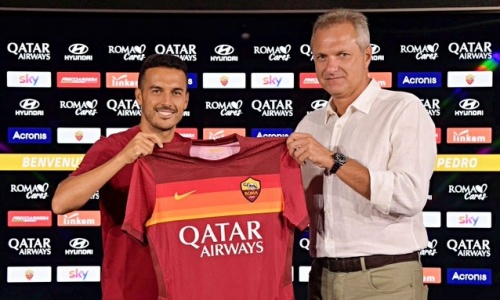 Officiel, Pedro file à la Roma