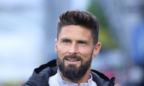 Olivier Giroud annonce son arrivée au LOSC