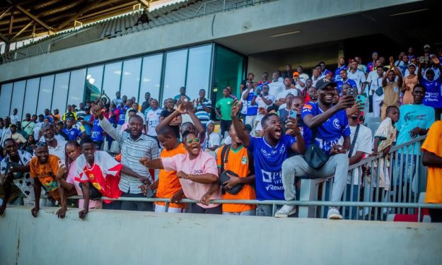 Orange célèbre la montée historique des Béliers dans l'élite avec les populations de Yamoussoukro