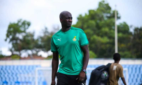 Otto Ado signe son retour sur le banc des Black Stars