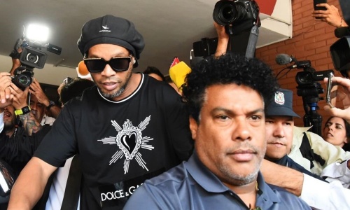 Paraguay : Ronaldinho et son frère finalement derrière les barreaux