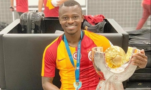 Passeur décisif, Seri Jean Michael remporte son premier titre en Turquie