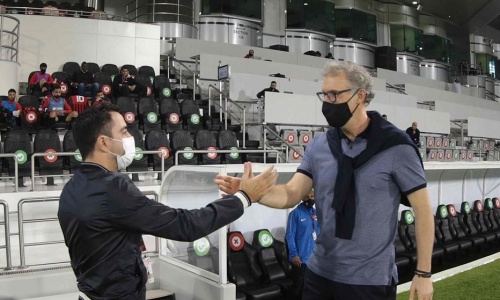 Pour sa 1ère avec Al Rayyan, Laurent Blanc s’incline devant Al Sadd de Xavi