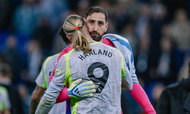 Premier League : accroché par Everton, Manchester City voit le titre s’éloigner