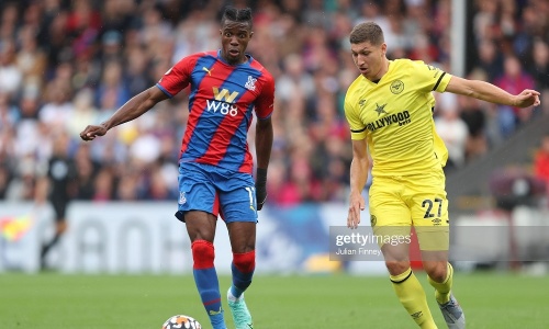 Premier League : Après Arsenal, Brentford tient en échec le Crystal Palace de Wilfried Zaha