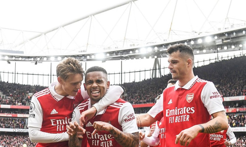 Premier League : Arsenal domine largement Leeds et reprend ses distances avec City