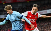 Premier League : Arsenal tenu en échec par Brentford, Leicester atomise Tottenham
