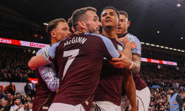 Premier League : Aston Villa domine Liverpool et assure sa place en Ligue des Champions