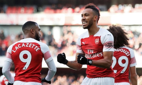 Premier League : Aubameyang (Arsenal) prend seul la tête du classement des buteurs