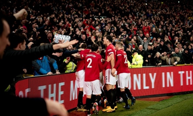 Premier League : Bailly et United remportent le derby de Manchester face à City