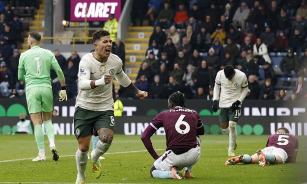 Premier League : Chelsea s’impose à Burnley et prend la 2è place