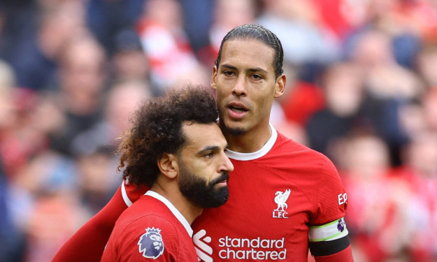 Premier League : Grâce à un doublé de Salah, Liverpool domine Everton dans le derby de la Mersey et prend la tête