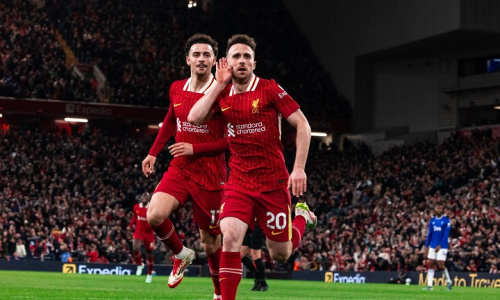 Premier League : Liverpool bat Everton dans le derby, City enfonce Leicester, Newcastle domine Brentford, Aston Villa écrase Brighton