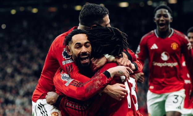 Premier League : United remporte le derby face à City