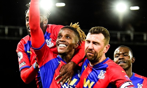 Premier League : Zaha et les Eagles corrigent Arsenal, l’Ivoirien est à une longueur de son record