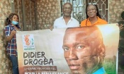 Présidence de la FIF : Roger Milla apporte son soutien à Didier Drogba