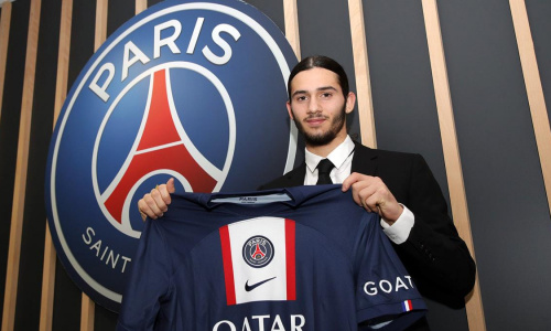 PSG : 1er contrat professionnel pour Ilyes Housni