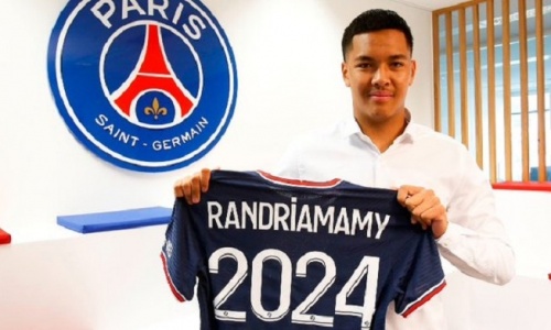 PSG : Un portier Malgache signe son 1er contrat professionnel