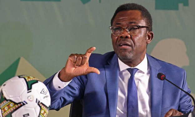 RDC : ancien Secrétaire Général de la CAF, Veron Mosengo-Omba vise la Présidence de la FECOFA