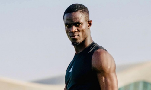 Rééducation : Éric Bailly en mode "commando" à l'entraînement (vidéo)