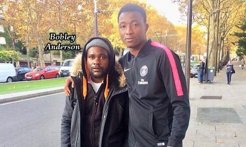 Retrouvé dans les rues de Paris Bobley Anderson fait peine à voir… (vidéo)