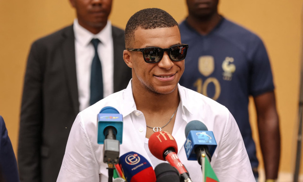 Sa visite au Cameroun, son regard sur le football Africain, son choix entre Drogba et Eto’o, … Kylian Mbappé en parle