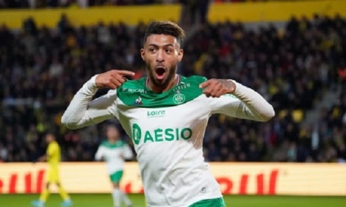 Saint-Etienne : Denis Bouanga en passe de rejoindre la Liga