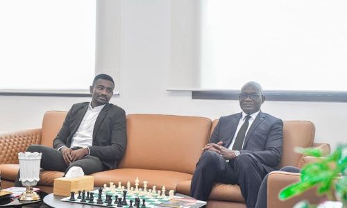 Salomon Kalou reçu par le Ministre des Sports et du Cadre de Vie