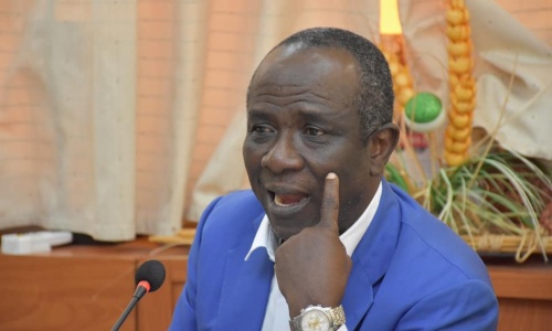 Sam Etiassé devant les tribunaux