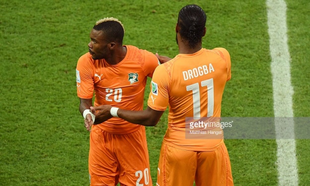 Serey Dié prolonge avec le FC Bâle et remercie Drogba