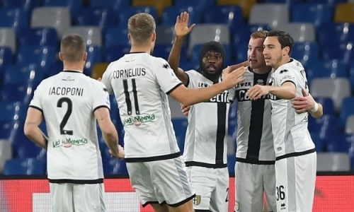 Serie A : Gervinho assomme Naples et gâche la première de Gattuso