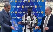 Serie A : Jérémie Boga reçoit un prix