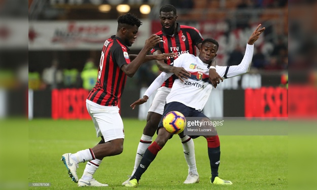 Serie A : Le Milan de Kessié et Tiémoué arrache la victoire face au Genoa de Kouamé