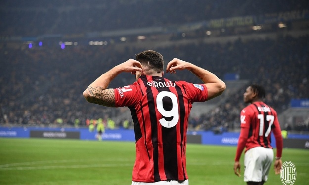 Serie A : Oliver Giroud offre le derby de Milan aux Rossoneri